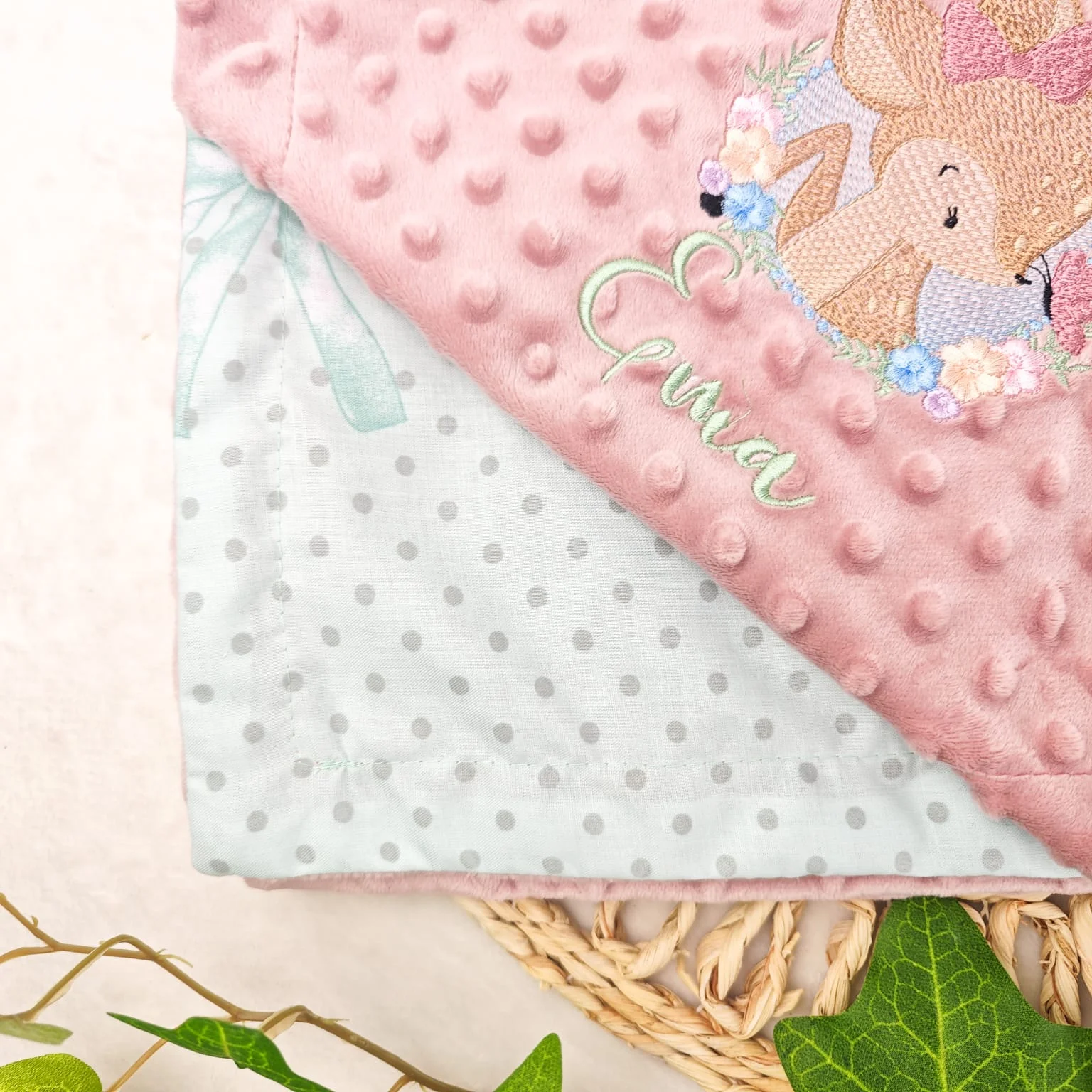 paturica minky, paturica plus bumbac, paturica pufoasa, produse pentru copii si bebelusi, paturici naturale si baby friendly, paturica din muselina personalizata pentru nou nascuti