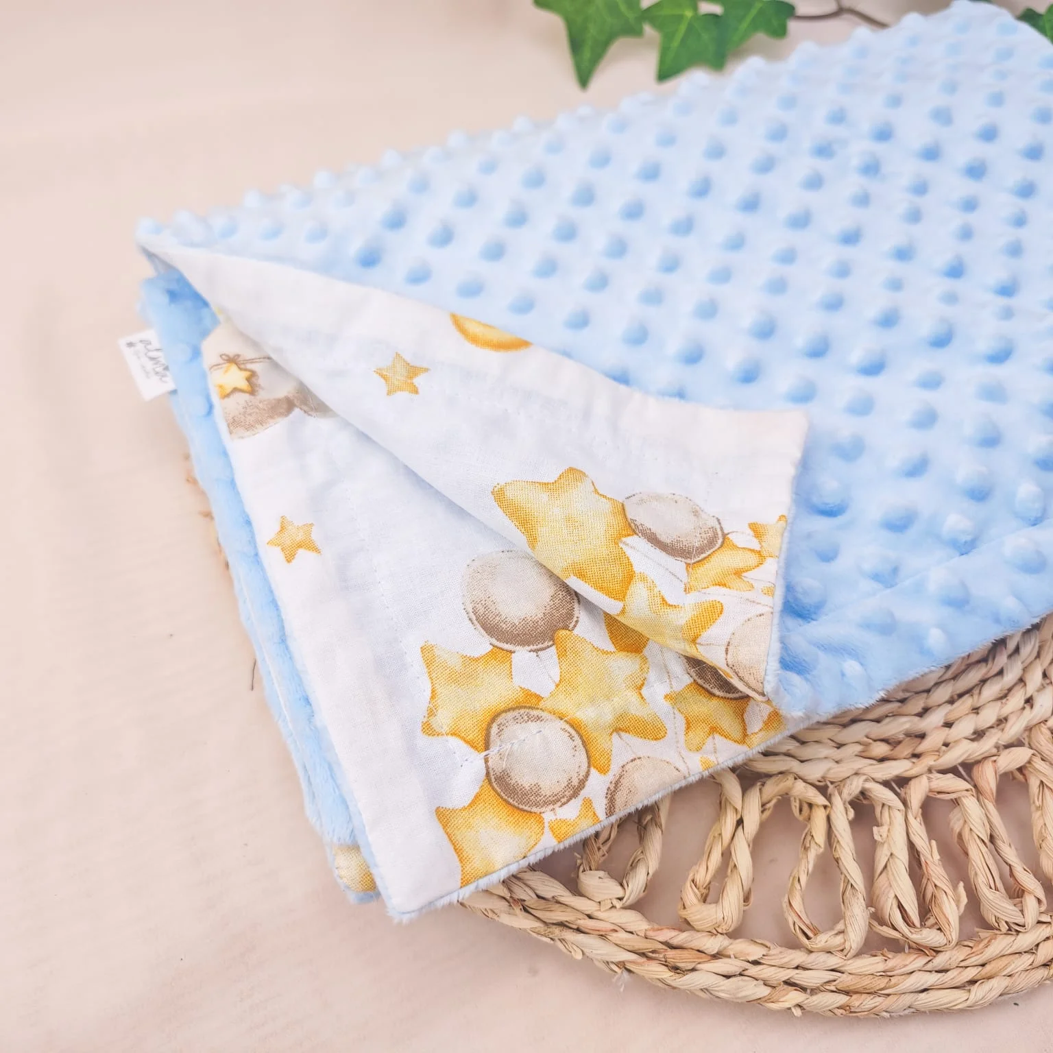 paturica minky, paturica plus bumbac, paturica pufoasa, produse pentru copii si bebelusi, paturici naturale si baby friendly, paturica din muselina personalizata pentru nou nascuti