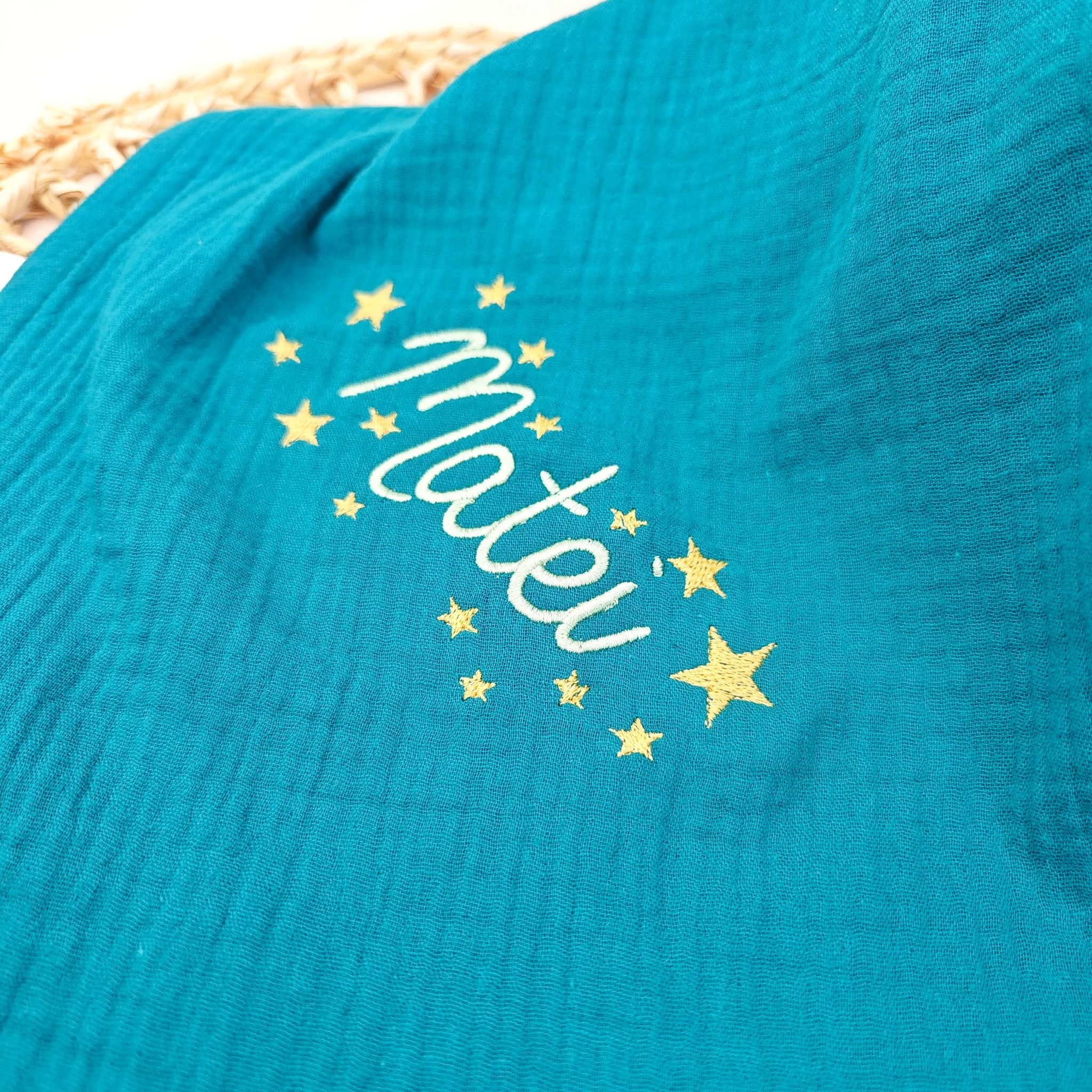 paturica muselina paturici pentru bebe din materiale naturale si baby friendly, pufoase si calduroasepaturica muselina paturici pentru bebe din materiale naturale si baby friendly, pufoase si calduroase