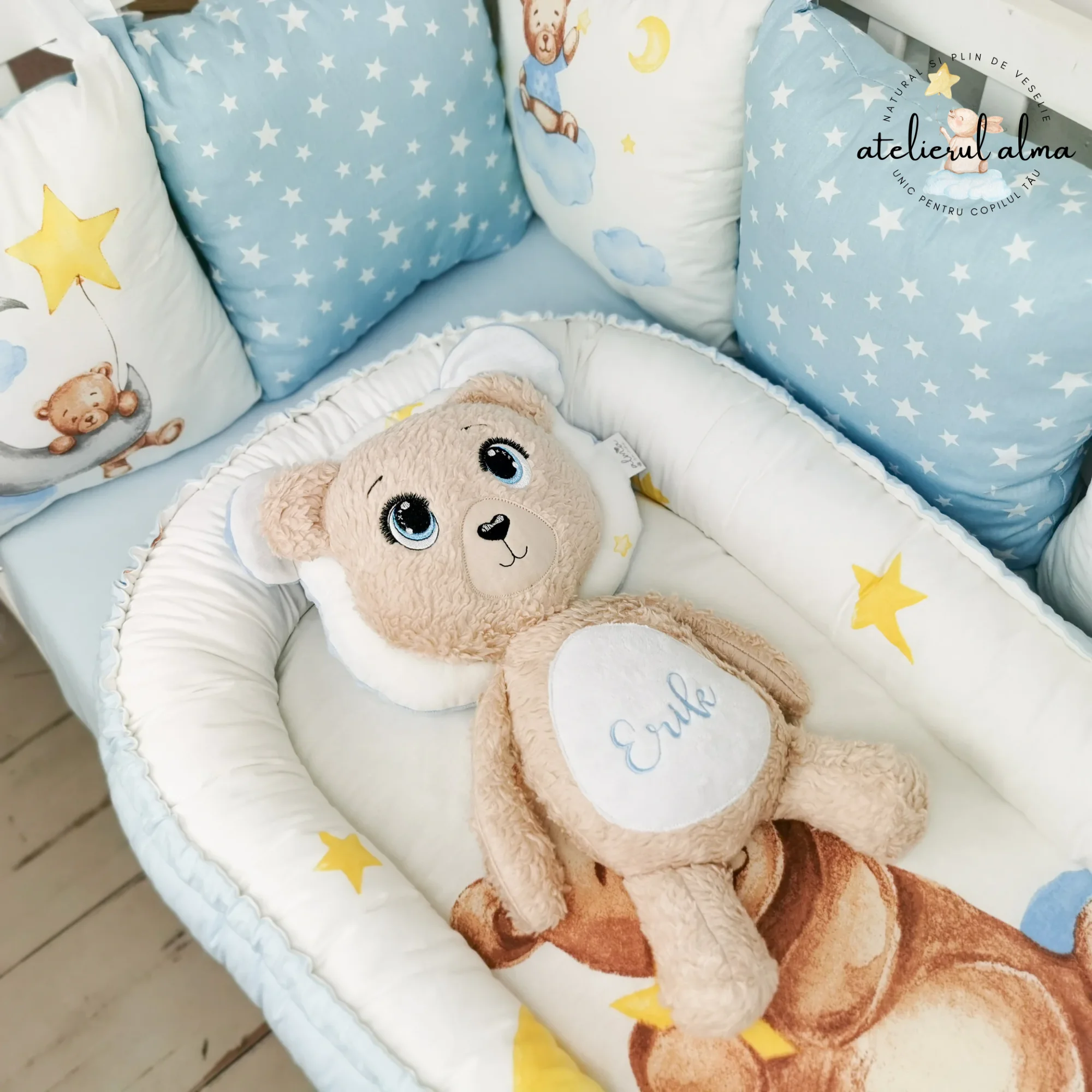 imagine cu babynest pentru bebelusi. cuib nou nascuti pentru dormit, co-sleeping