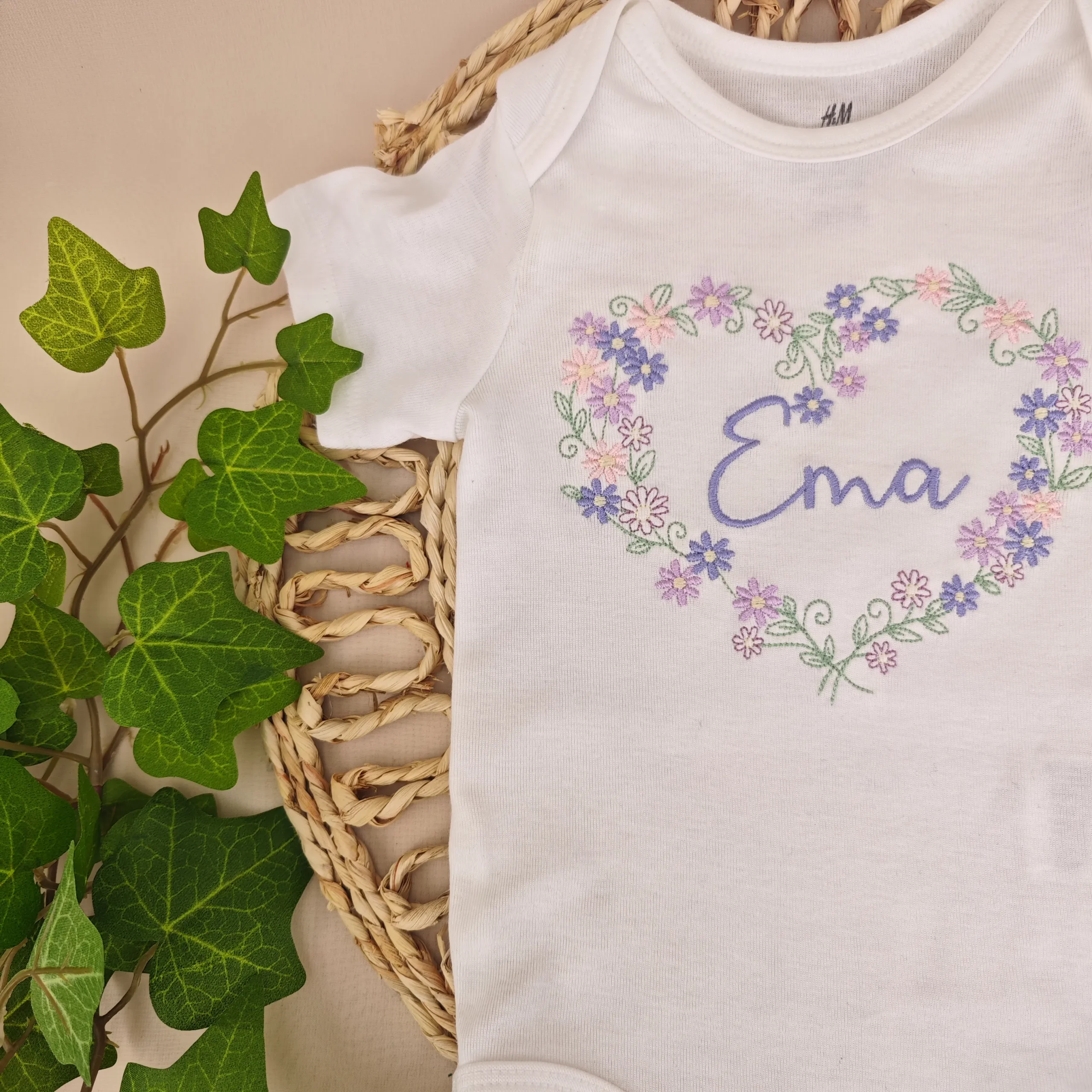 imagine cu body personalizat pentru bebelusi si copii