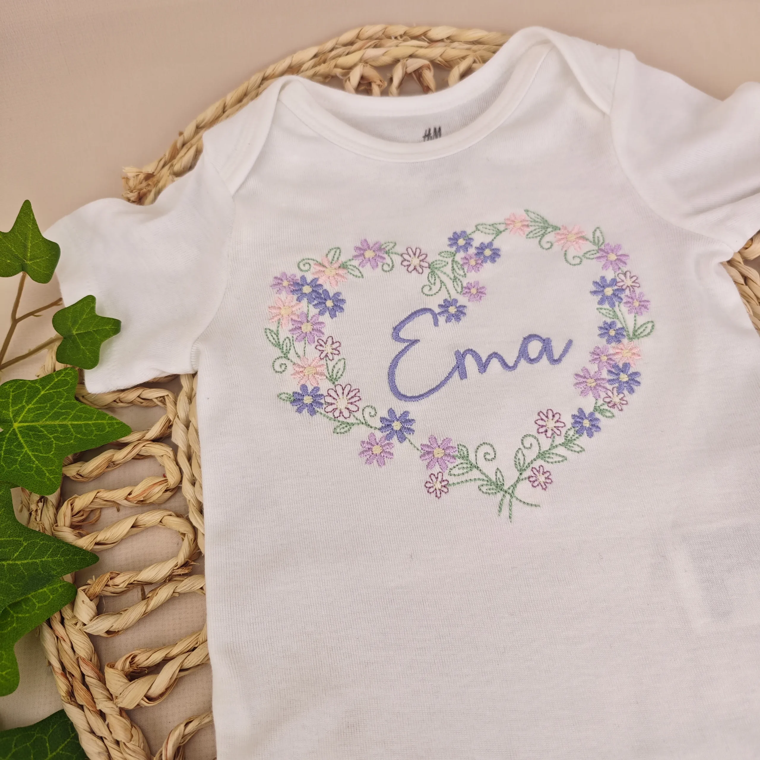 imagine cu body personalizat pentru bebelusi si copii