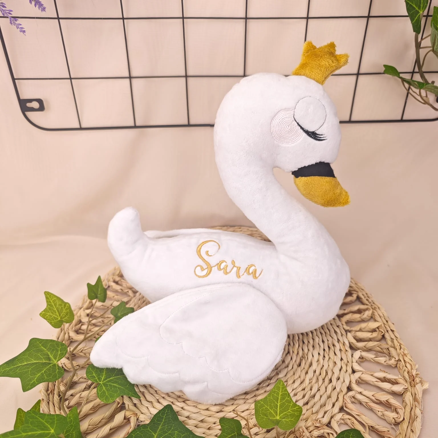 imagine cu jucarie plus personalizata pentru bebelusi