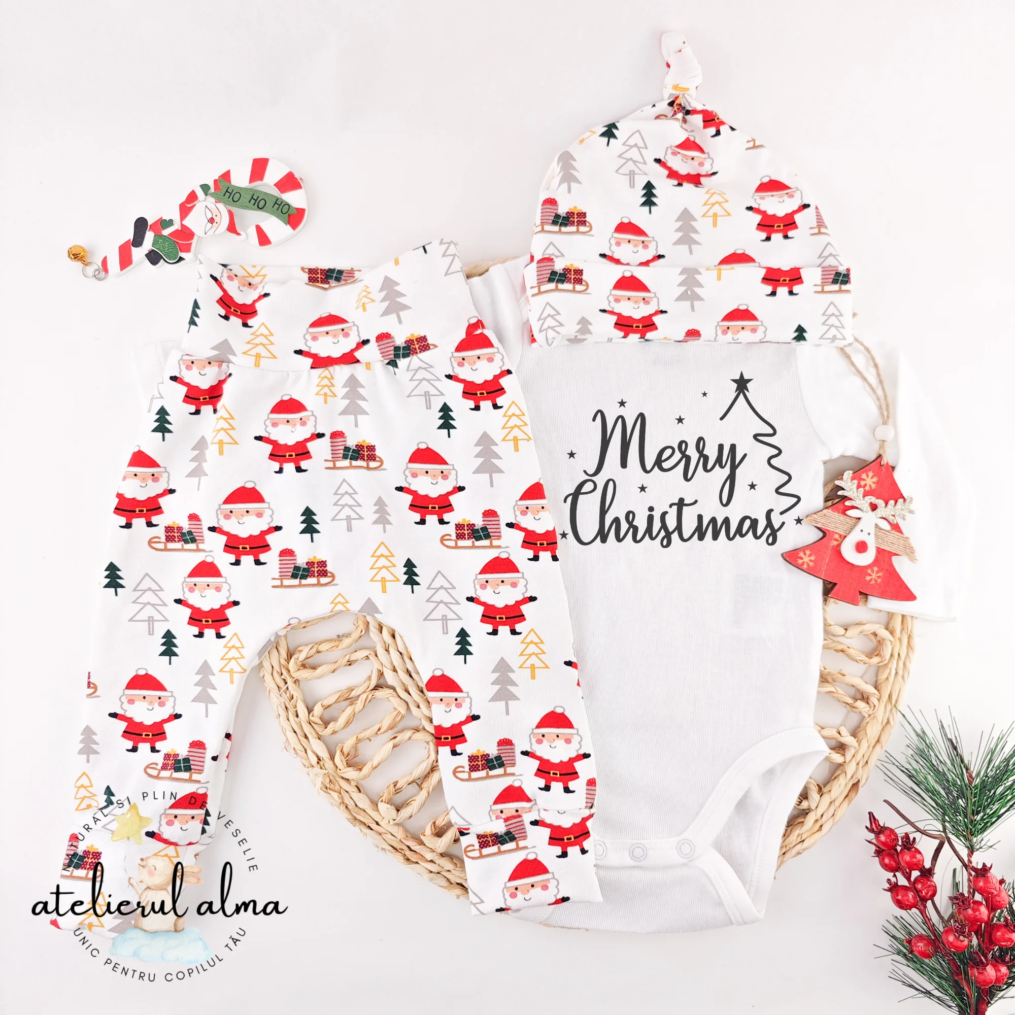 Set body, caciulita si pantaloni, Merry Christmas - imagine 3