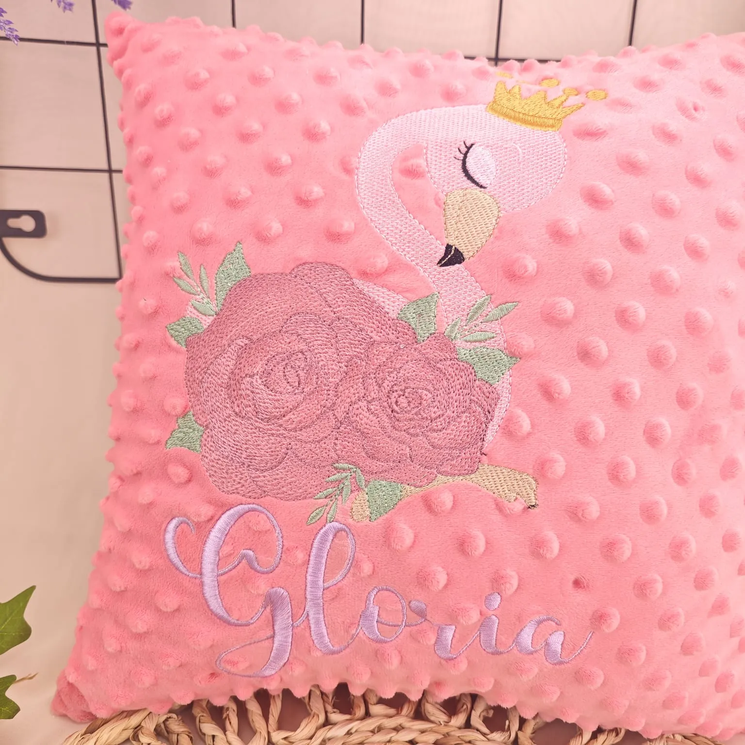 imagine cu perna antiaplatizare bebelusi, perna personalizata bebe, perna muselina