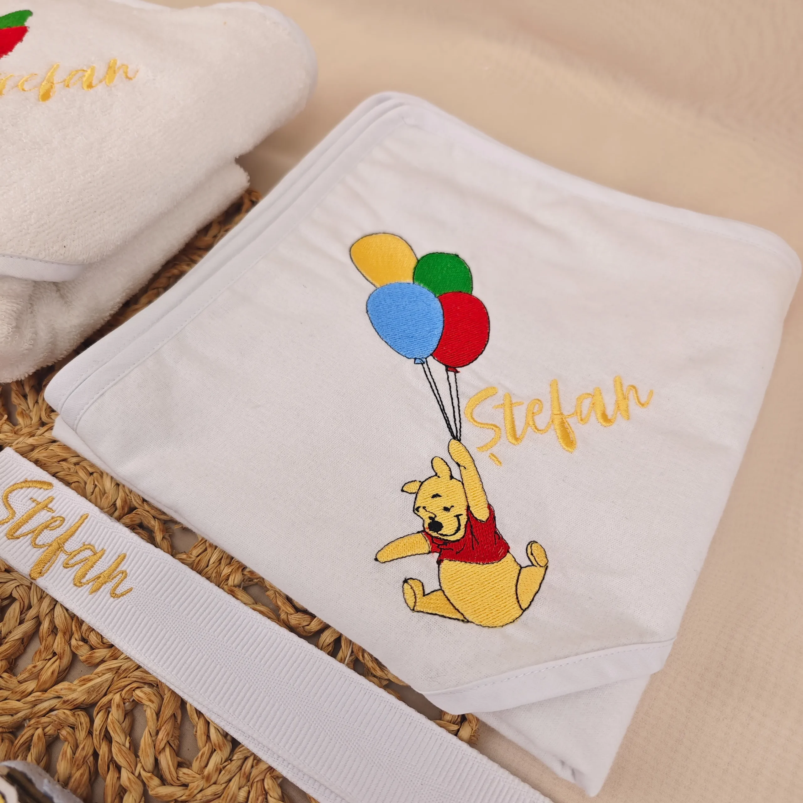 trusou de botez pentru biserica, lumanare botez personalizata, lumanare flori uscate