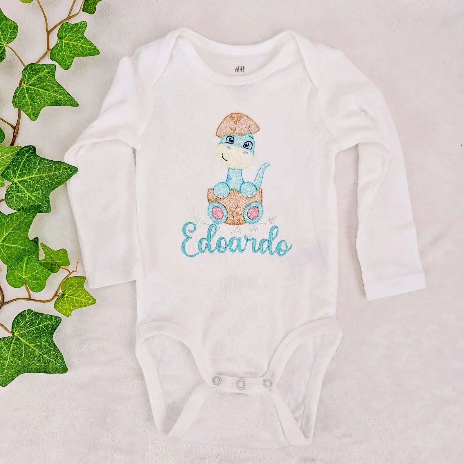 imagine cu body personalizat pentru bebelusi si copii