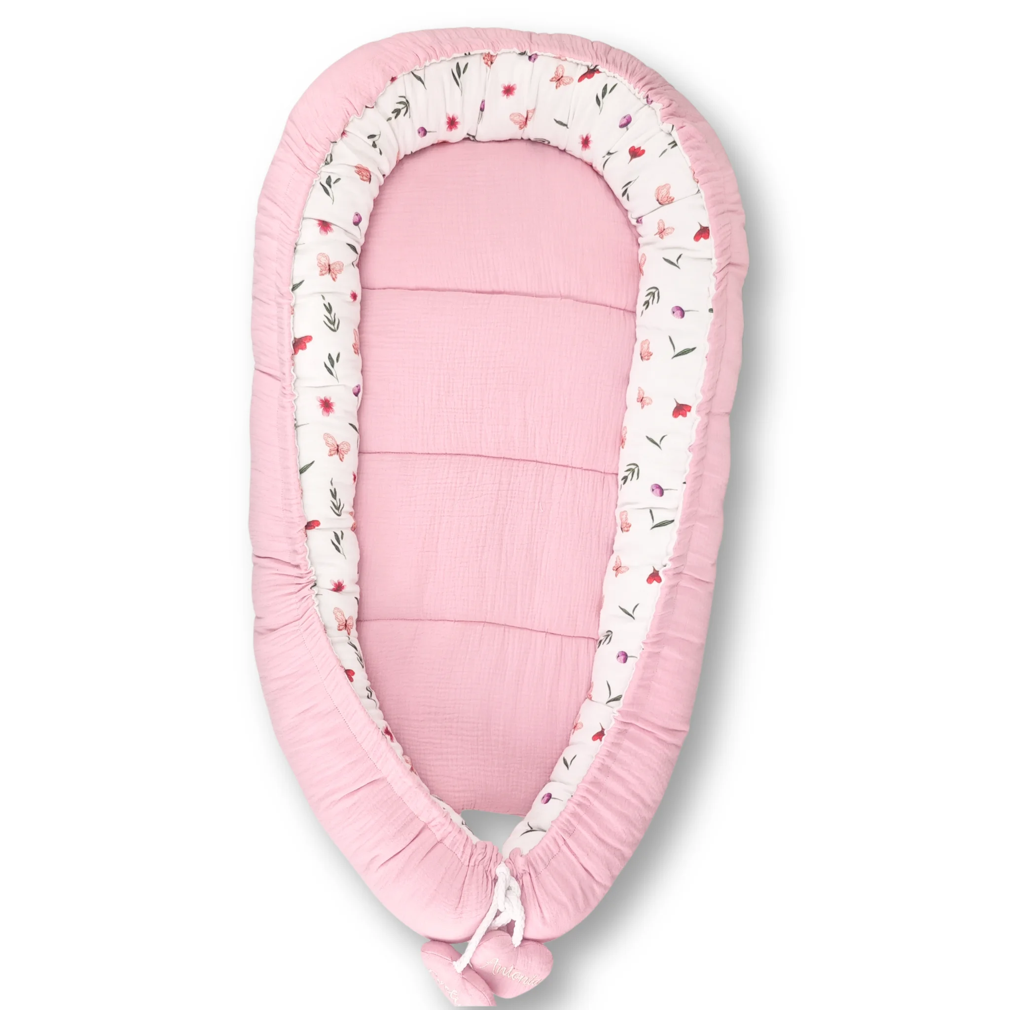 imagine cu babynest pentru bebelusi. cuib nou nascuti pentru dormit, co-sleeping