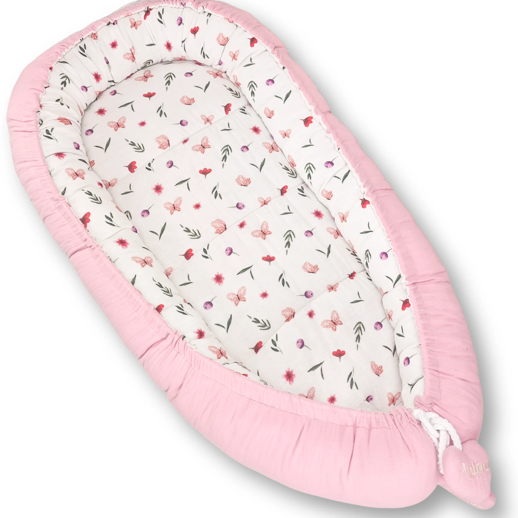 imagine cu babynest pentru bebelusi. cuib nou nascuti pentru dormit, co-sleeping