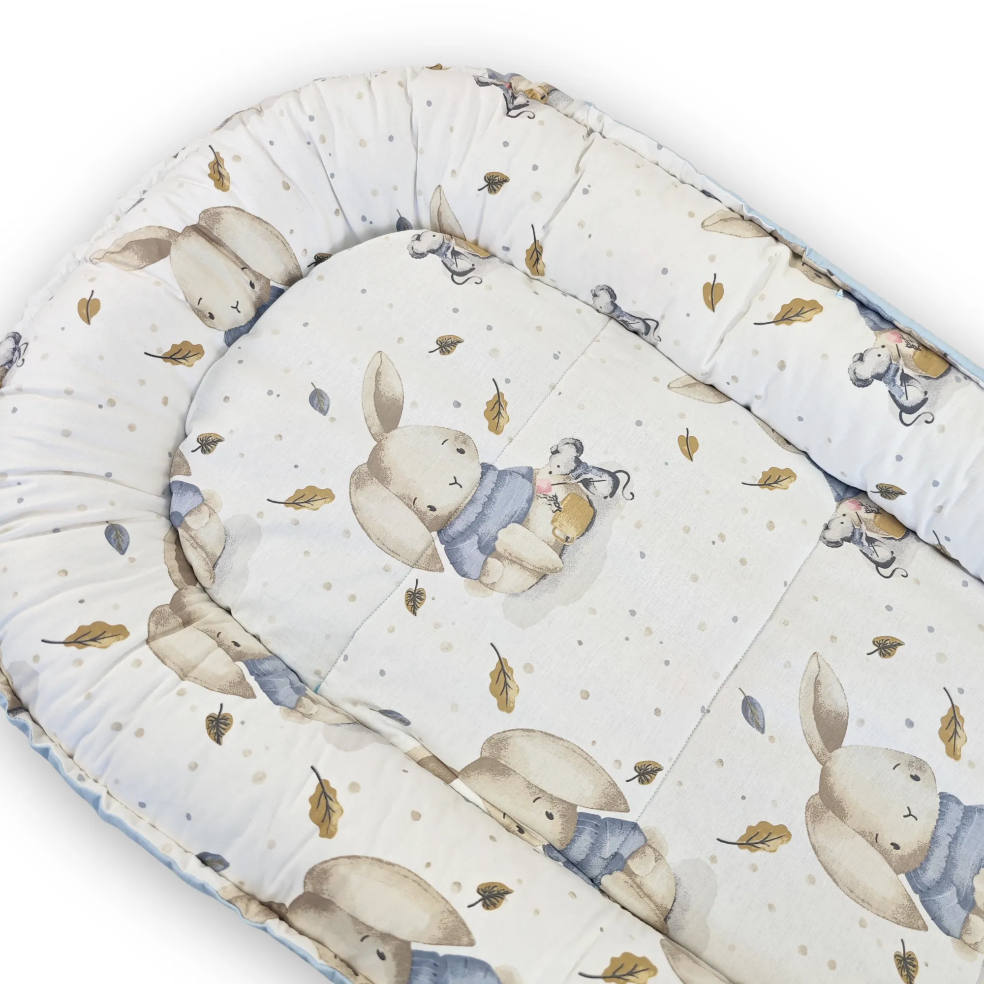 imagine cu babynest pentru bebelusi. cuib nou nascuti pentru dormit, co-sleeping