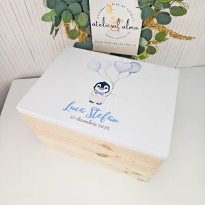 Cutie de lemn pinguin personalizata